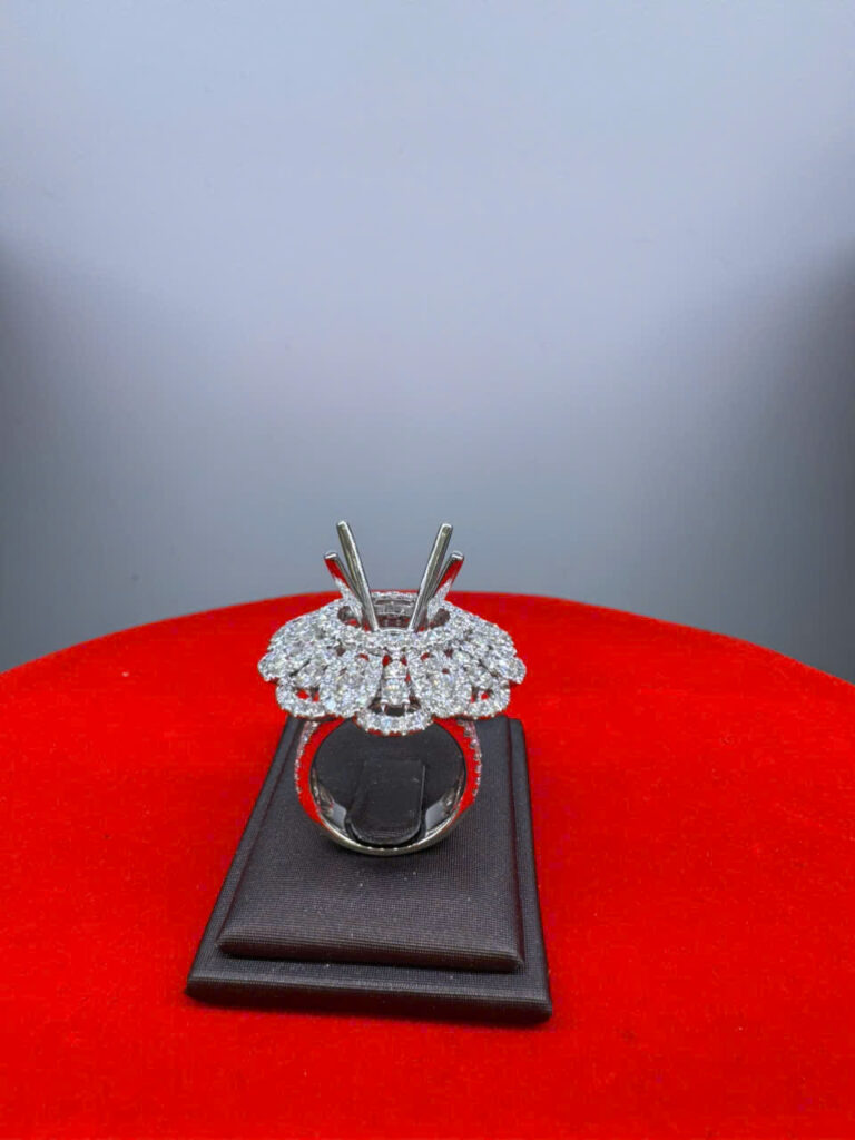 Nhẫn xoàn thiên nhiên MS001