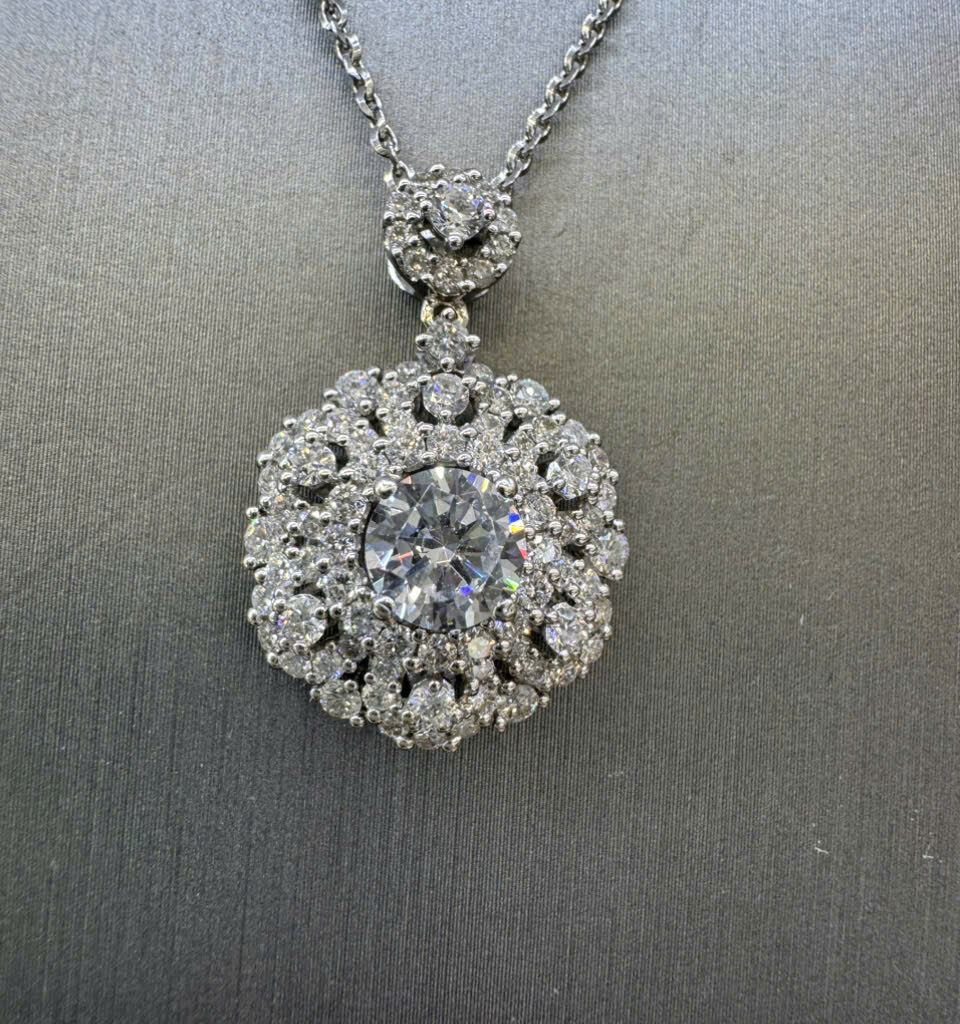 Mặt dây chuyền đính xoàn thiên nhiên MS01